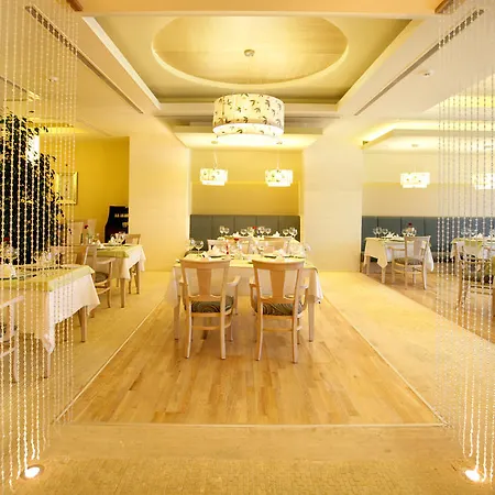 Resort Grand Pearl &